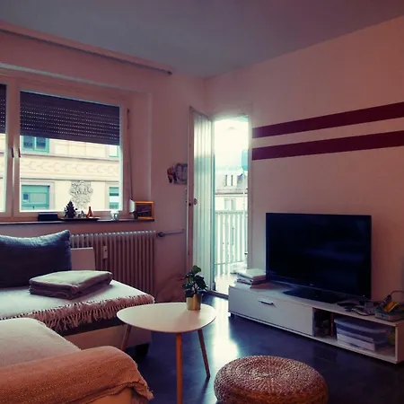Apartamento Lovely Two-room-flat In City Center